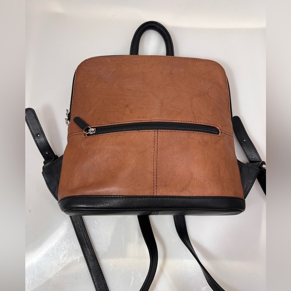 ili New York Small Backpack Toffee/Black - Picture 7 of 13
